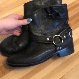 Black moto boots